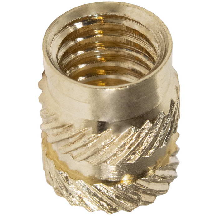 закладная с отверстием М5 L=10 Т2 Ruichi